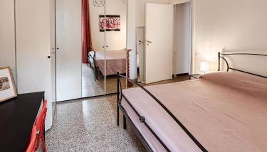 Domus Valle Aurelia - Vaticano - Metro Linea A - Photo 2, furniture, wardrobe, heating