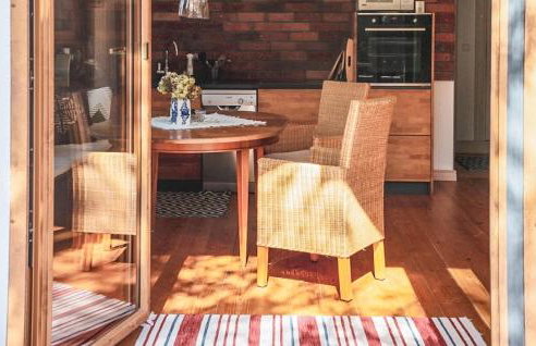 Beautiful Home In Myslenice With Wifi - Foto 22