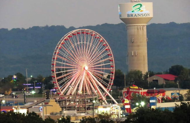 Romantic Lake Haven - Couples' Cabin - Foto 27