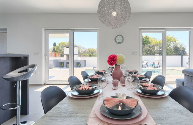 Ella Premantura - Foto 7