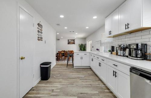 Frisco Getaway Hometel w the Spa and Outdoor Kitchen - Foto 27