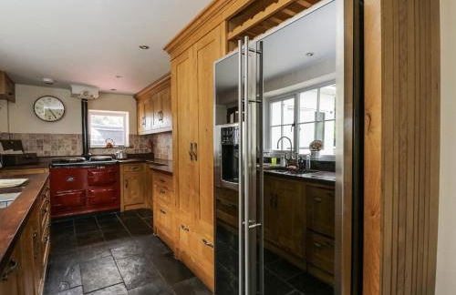 Woods Cottage - Photo 9