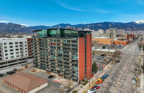 Downtown City Walk High Rise 2BR - GYM & Sauna - Foto 25