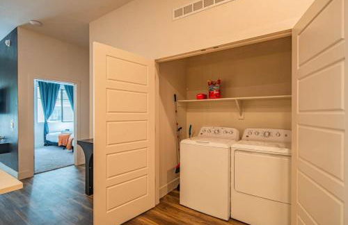 Luxe 1BR Kierland Commons, TPC Golf, Pool, Gym, W-D - Foto 23