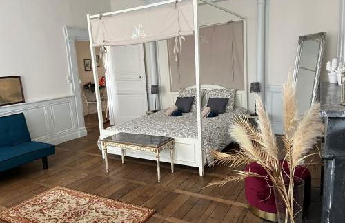 La Villa Louana 1 Appartement 160m2 sobriété,élégance en cœur de ville - Foto 1