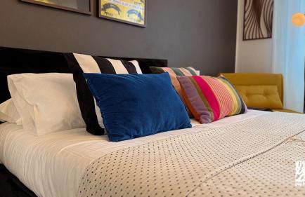 Milan Pop House - 5 minutes from M1 and M4 metro lines - Foto 13