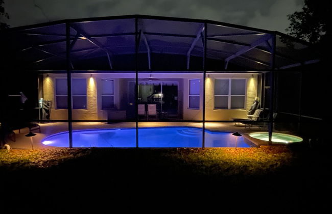 Funcation at Windsor Hills by Shine Villas Sleeps up to 12 - Foto 3