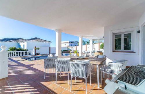 88-Exclusive Villa with Private Pool in Mijas, Malaga - Photo 49
