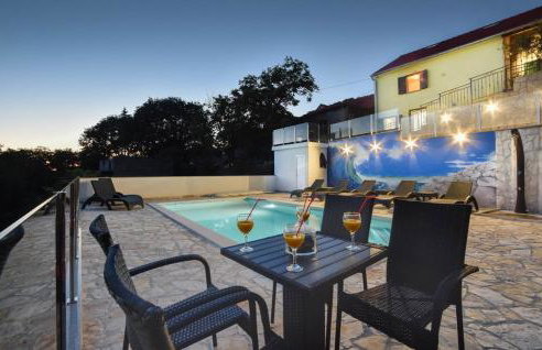 Holiday home Vrvilo- with private pool and playground - Foto 4