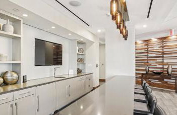 Long Island City 1 BR w Work Setup by Anyplace - 11743 - Foto 39