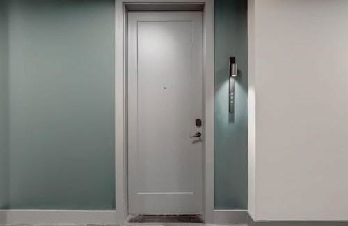 6 Min to Broadway - Gym Rooftop Sleeps 8 - Foto 15