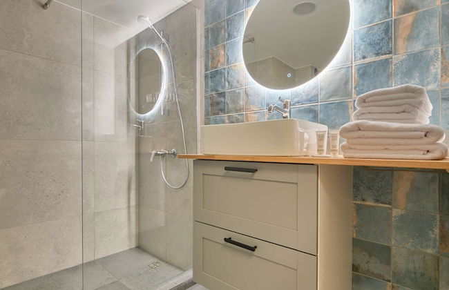 Queen Barbora Central Lofts - Photo 46