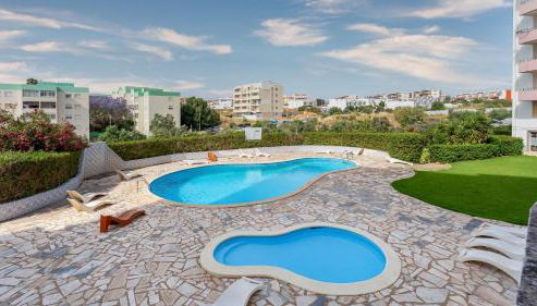 Comfy 3 BDR Flat With Pool & Balcony by LovelyStay - Photo 4, Garden, sunbed