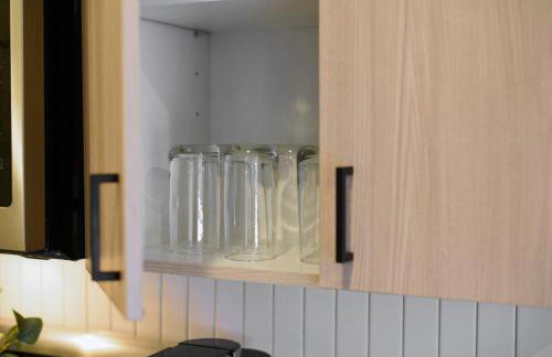 King Bed, Free Parking, Near UPMC, Pitt & CMU - Foto 54