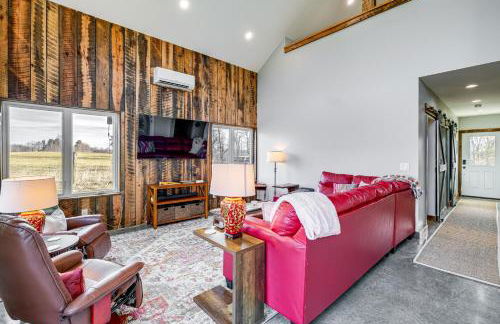 Peaceful Farmhouse Retreat 6 Mi to Virginia Tech! - Foto 5