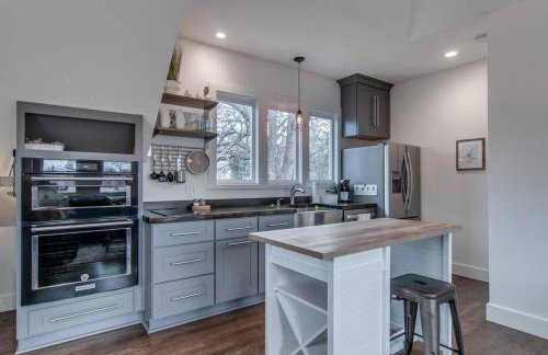 Cozy Loft - Steps to 12th South and Belmont - Foto 23