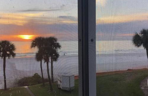 Beachfront Condo! Gulf View From All Rooms, Pool, Chairs Provided - Foto 31