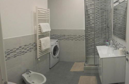 Alysia Apartment - Photo 20