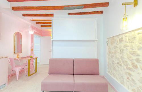Glamorous pink studio in city center - Photo 20