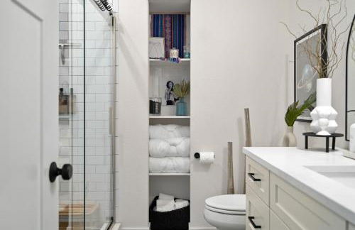 The Bentley Condotel, Heart of Walkers Point with Garage, Yard - Foto 34