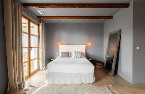 Beautiful villa and pool with sea view - Foto 15