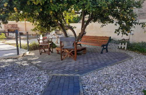 Michael's Greek House - Foto 24