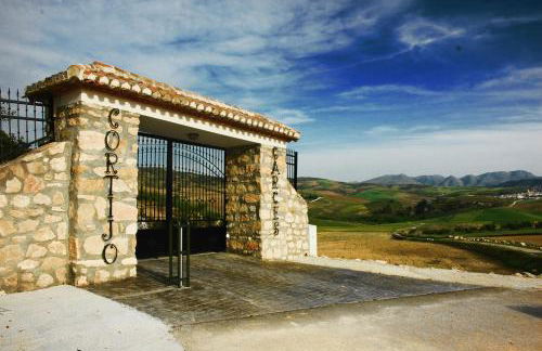 Apartamentos Turisticos Cortijo Garces - Photo 1