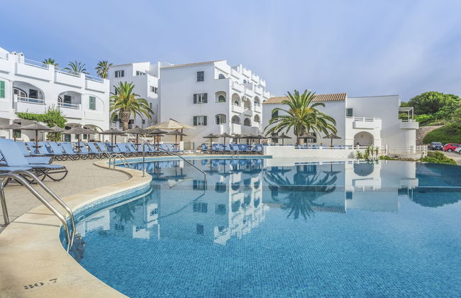 White Sands Beach Club - Photo 1