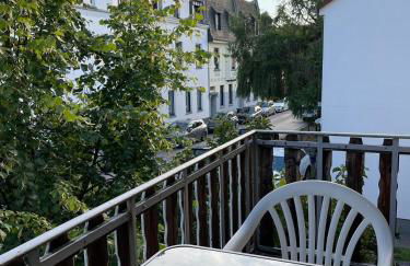 Düsseldorf Messe and Airport, 2-bedroom Apartment with Kitchen and Garden - Photo 11