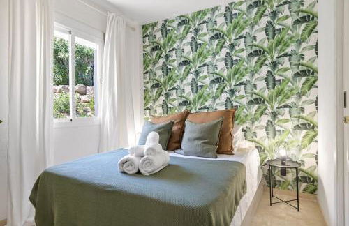 Beautiful 3 Bed Stylish & Cozy Apartment - Susanna Suite - Photo 13