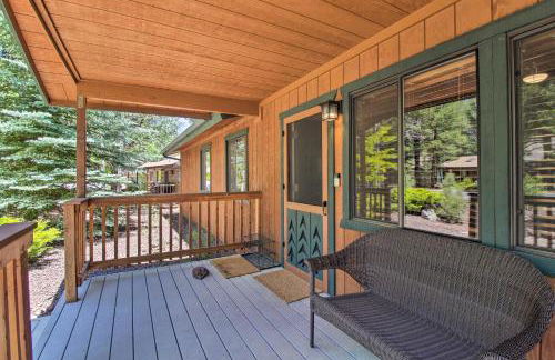 Cozy Forest Retreat! Pet-Friendly Pinetop Cabin - Foto 25