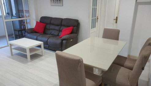 Piso con ParkinPrivado y A10minutosdelaplayaandando - Foto 3