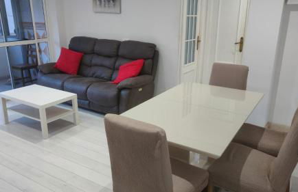 Piso con ParkinPrivado y A10minutosdelaplayaandando - Foto 3