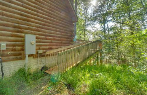 Virginia Mountain Cabin with Decks and Fireplaces - Foto 34