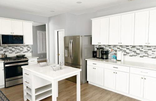 3000sqft Modern Minimal 5BR3BA Home Near ONT - Foto 41