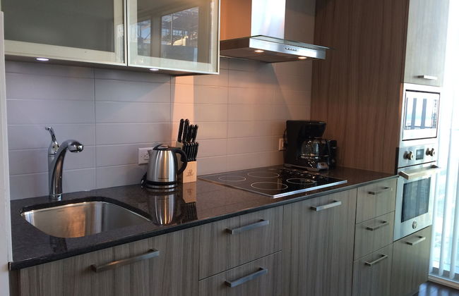 TO Stays - York and Lakeshore - Foto 22