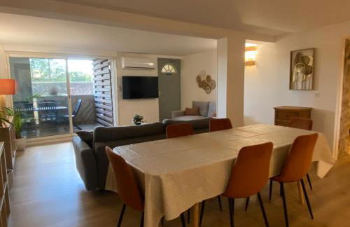 T3 bis bord du canal du midi piscine - Photo 6