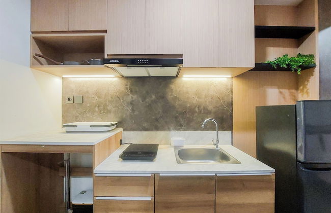 Restful And Cozy Stay Studio With Balcon At Collins Boulevard Apartment - Photo 6