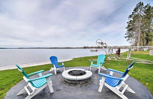 Lakefront Home with Dock! 18 M to Caberfae Peaks - Foto 1