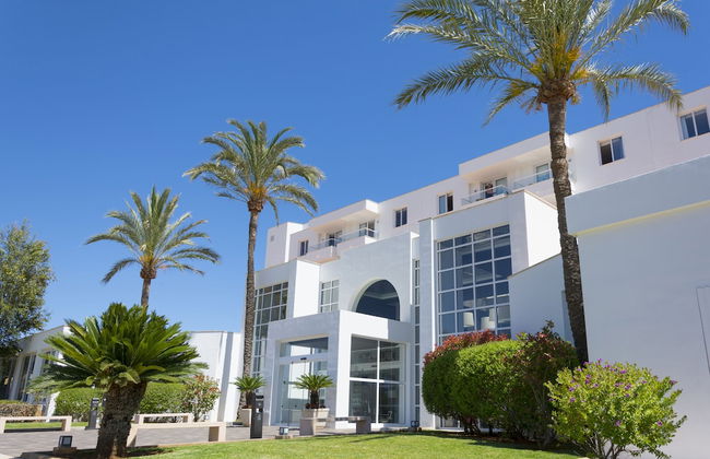 Protur Vista Badía Aparthotel - Photo 44