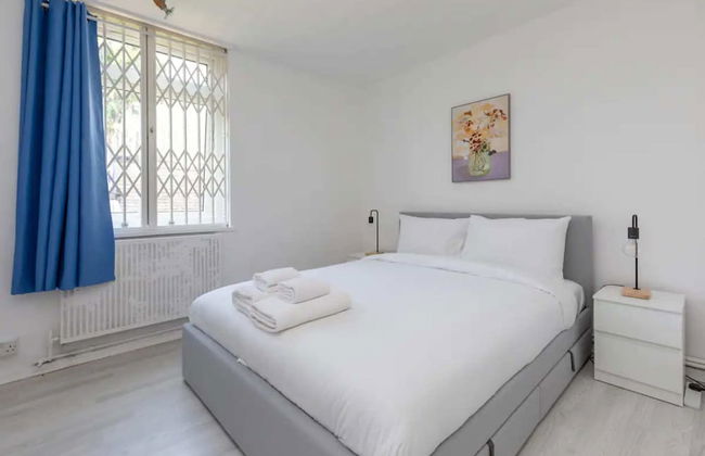 Spacious & Welcoming 4BD House - Kennington - Foto 22