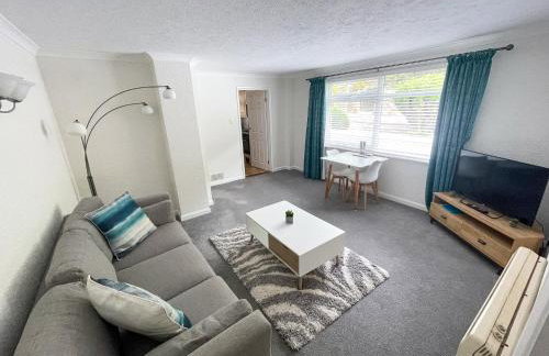 2 Chatsworth Riverscape Apartments - Peaceful apartment in great location with free parking overlooking the Gannel just a short walk from Newquays incredible beaches and local amenities - Foto 6