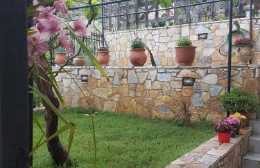 HoneyHouse - Photo 33