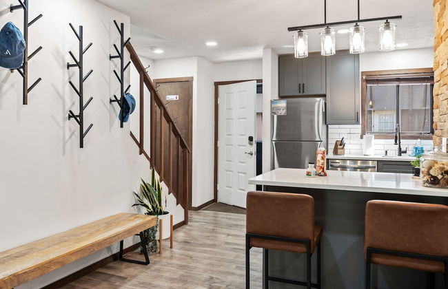 The Bear s Den by Avantstay Prime Location Renovated w Movie Game Room - Foto 13