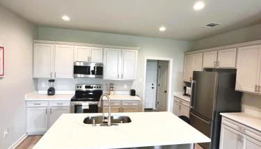 Tigers Stripe Stay Luxury Retreat by LSU - CL5602 - Foto 4