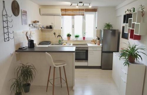 Apartment Lozica with private garden, self check-in - Foto 4