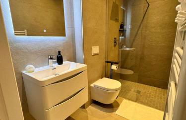 Luxury Central Condo with Private Terrace in Nice - Foto 18