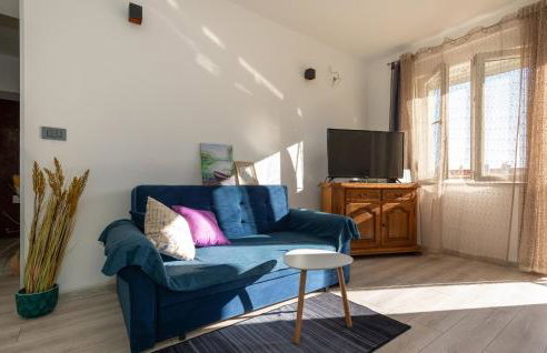 1 Bedroom Lovely Apartment In Ploce - Foto 8