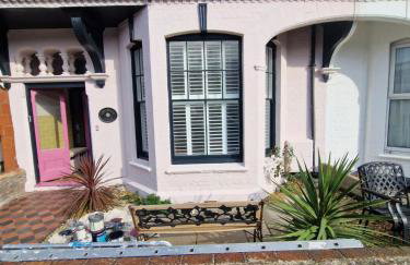 6BR Luxury Beach House Hot Tub & Sea Views - Foto 39