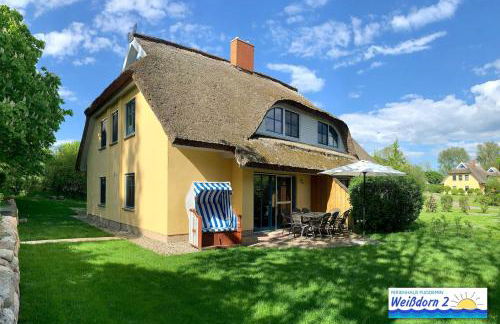 Familienfreundliches Reetdachhaus Weissdorn 2 - Foto 1